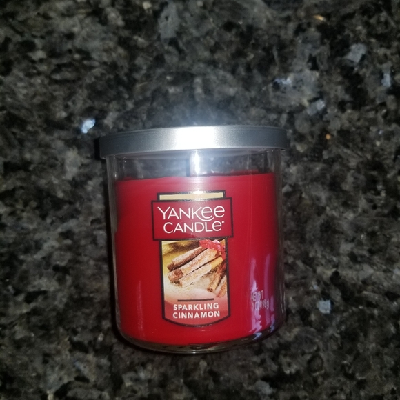 NEW Sparkling Cinnamon Yankee Candle